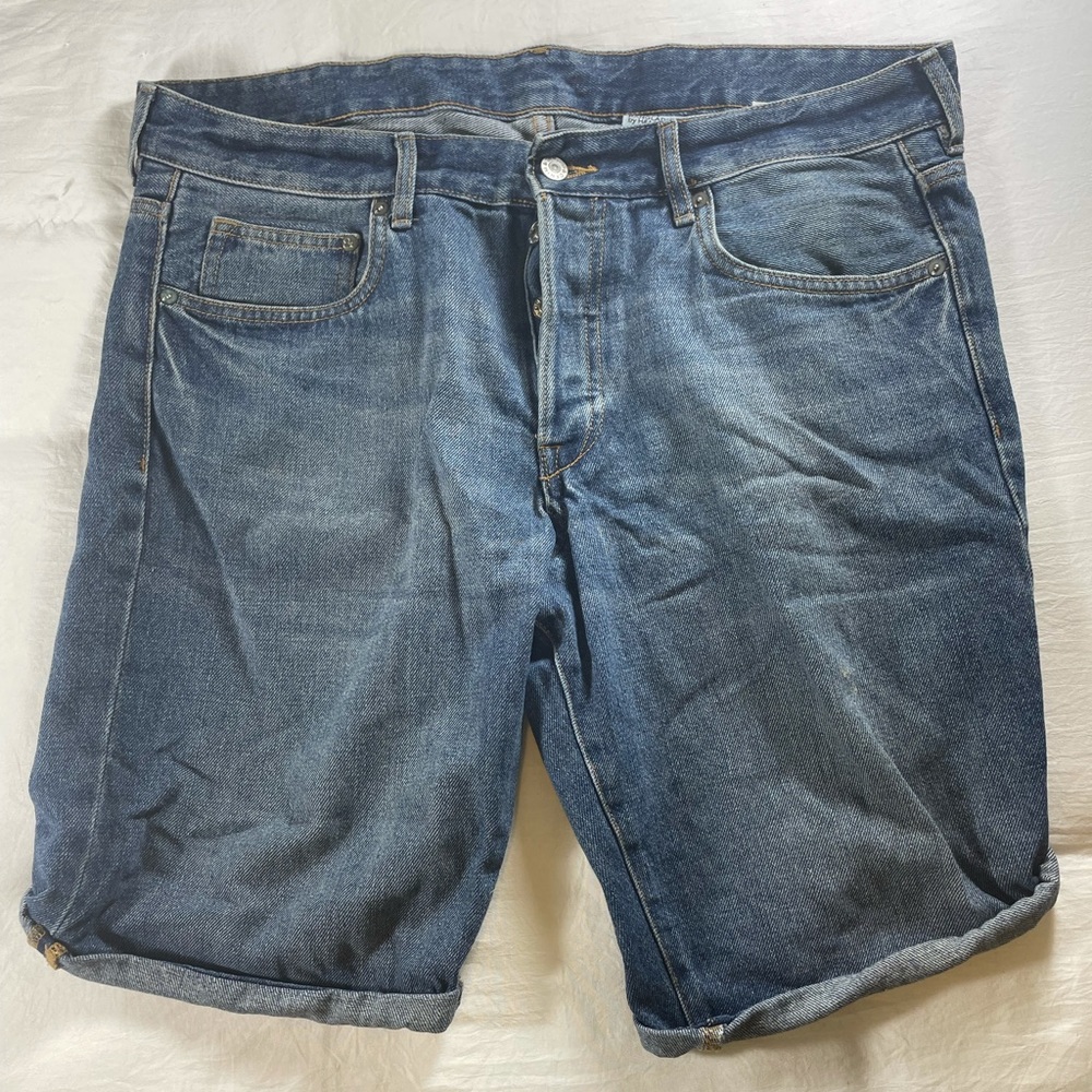 H&M Denise Shorts - Size 34